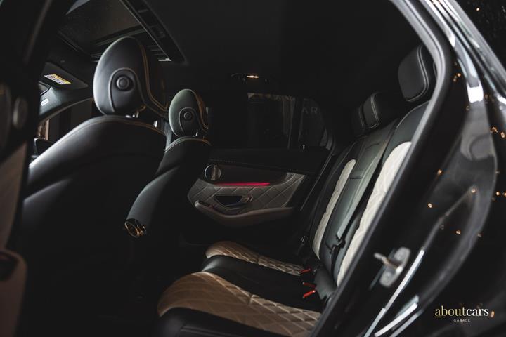 Sort Mercedes EQC400 fra 2021