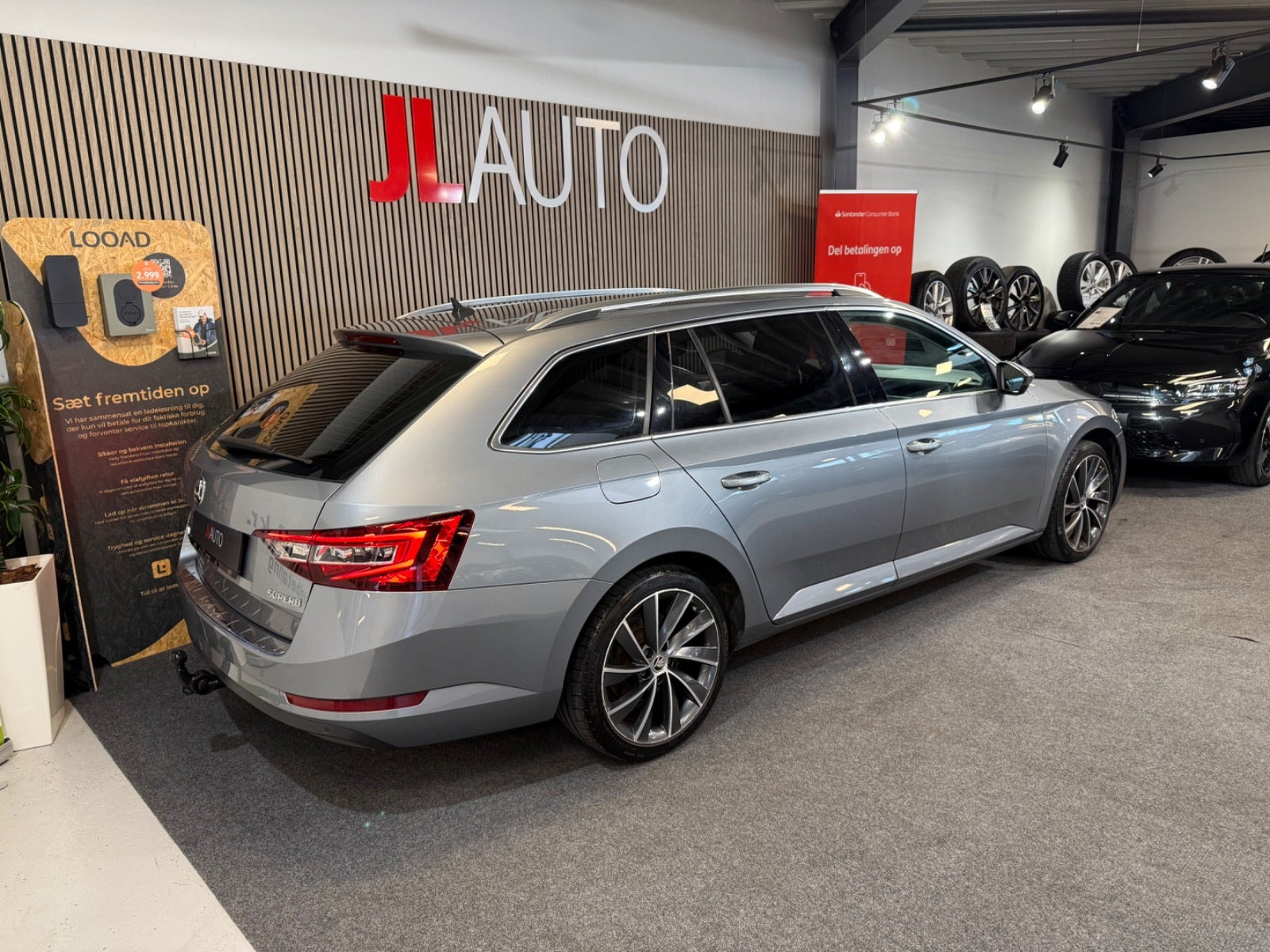 Sølv Skoda Superb fra 2018