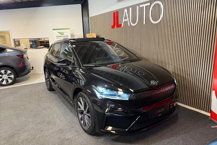Sort Skoda Enyaq fra 2022