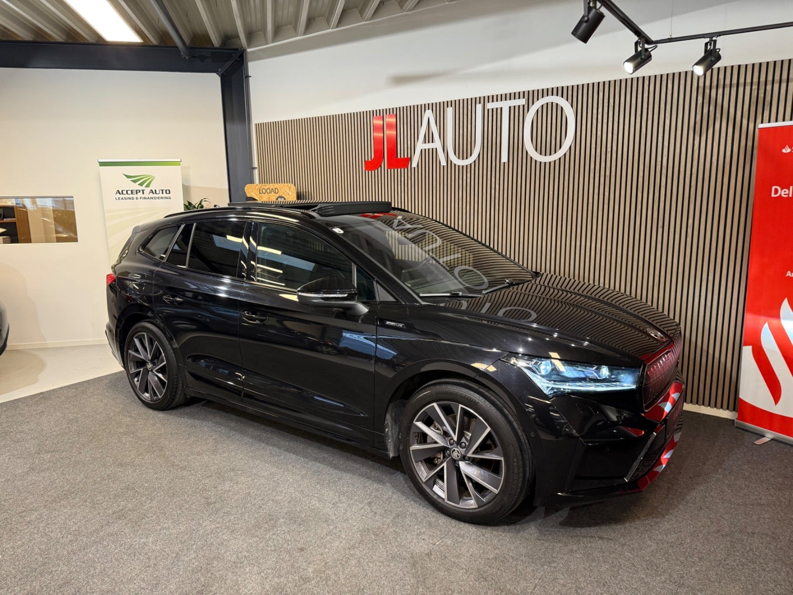 Sort Skoda Enyaq fra 2022