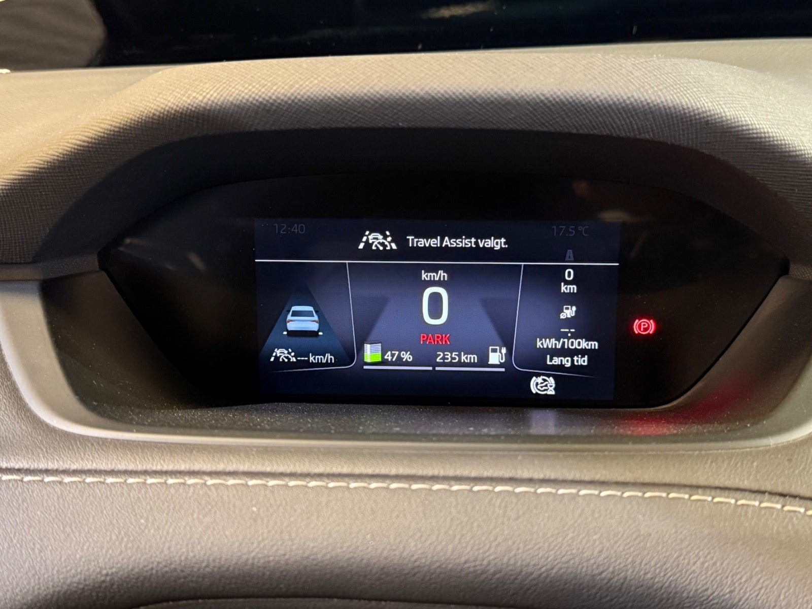 Sort Skoda Enyaq fra 2022