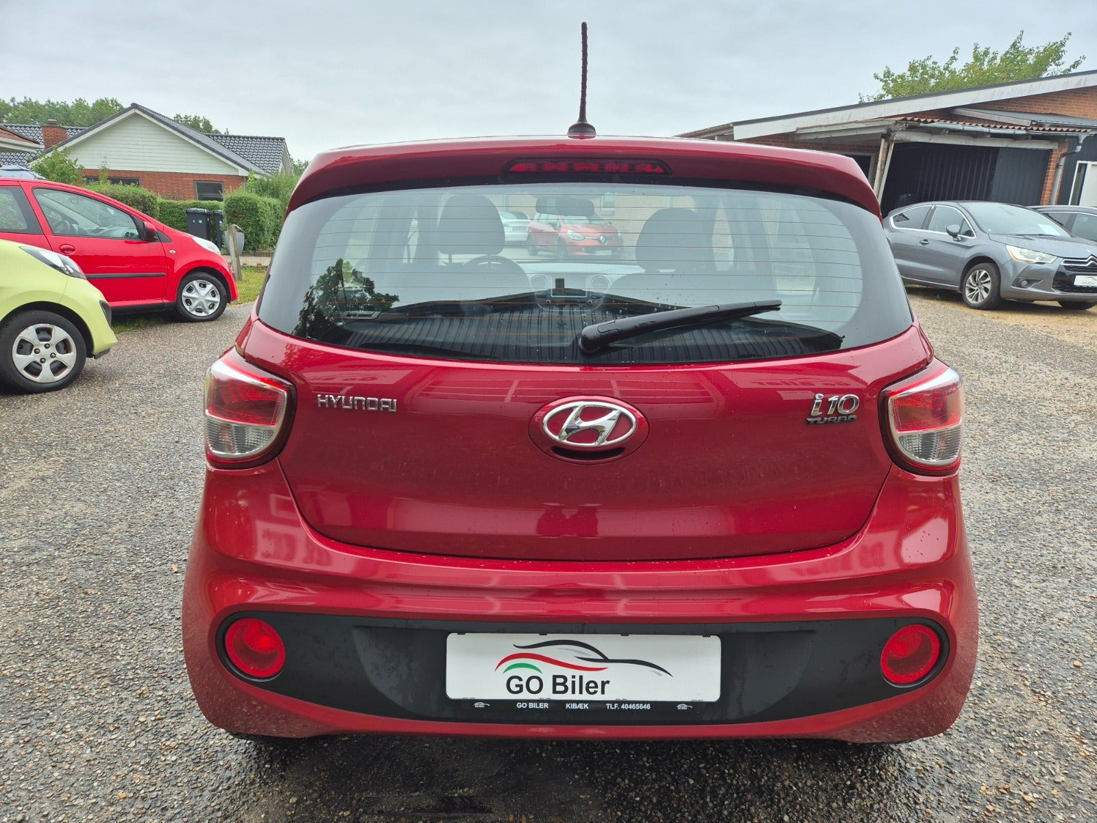 Grøn Hyundai i10 fra 2019