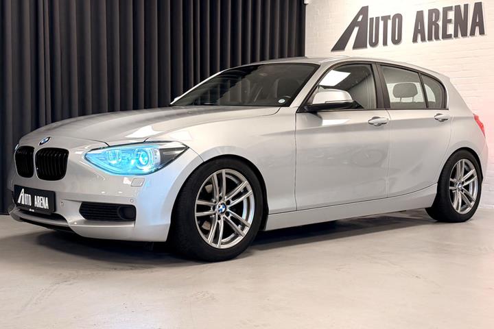 Sølv BMW 118d fra 2012