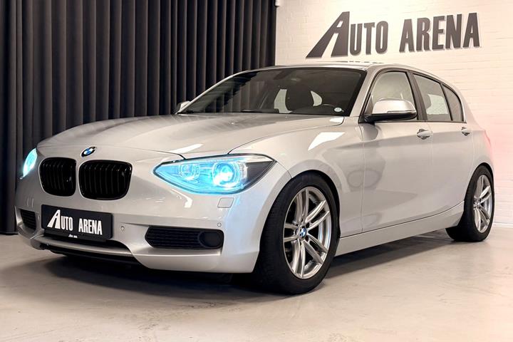 Sølv BMW 118d fra 2012