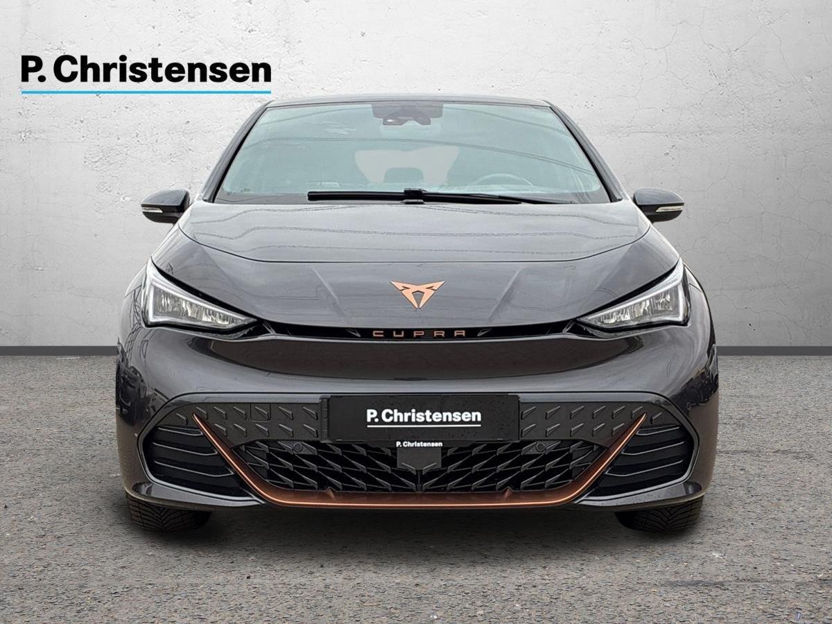 Grå Cupra Born fra 2023