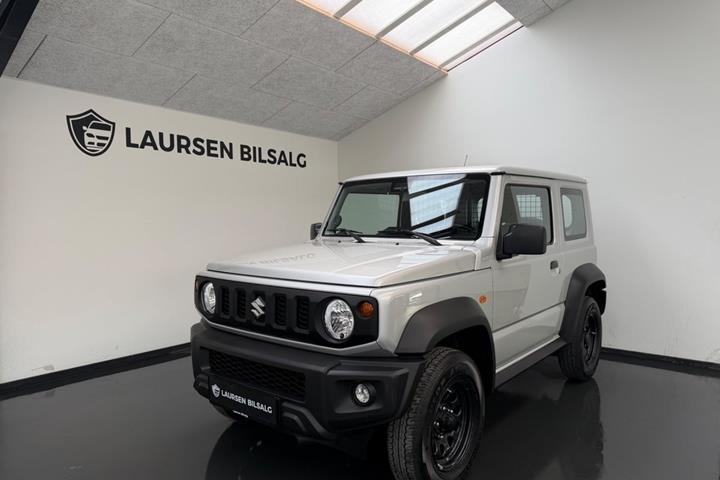 Sølv Suzuki Jimny fra 2025