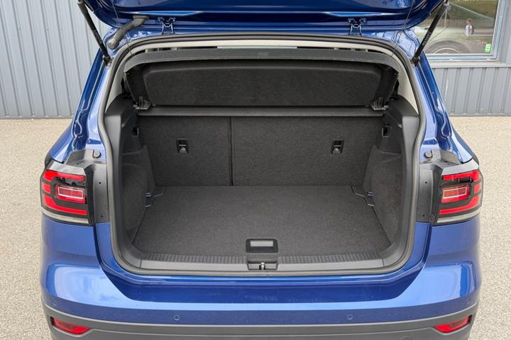 Blå VW T-Cross fra 2022