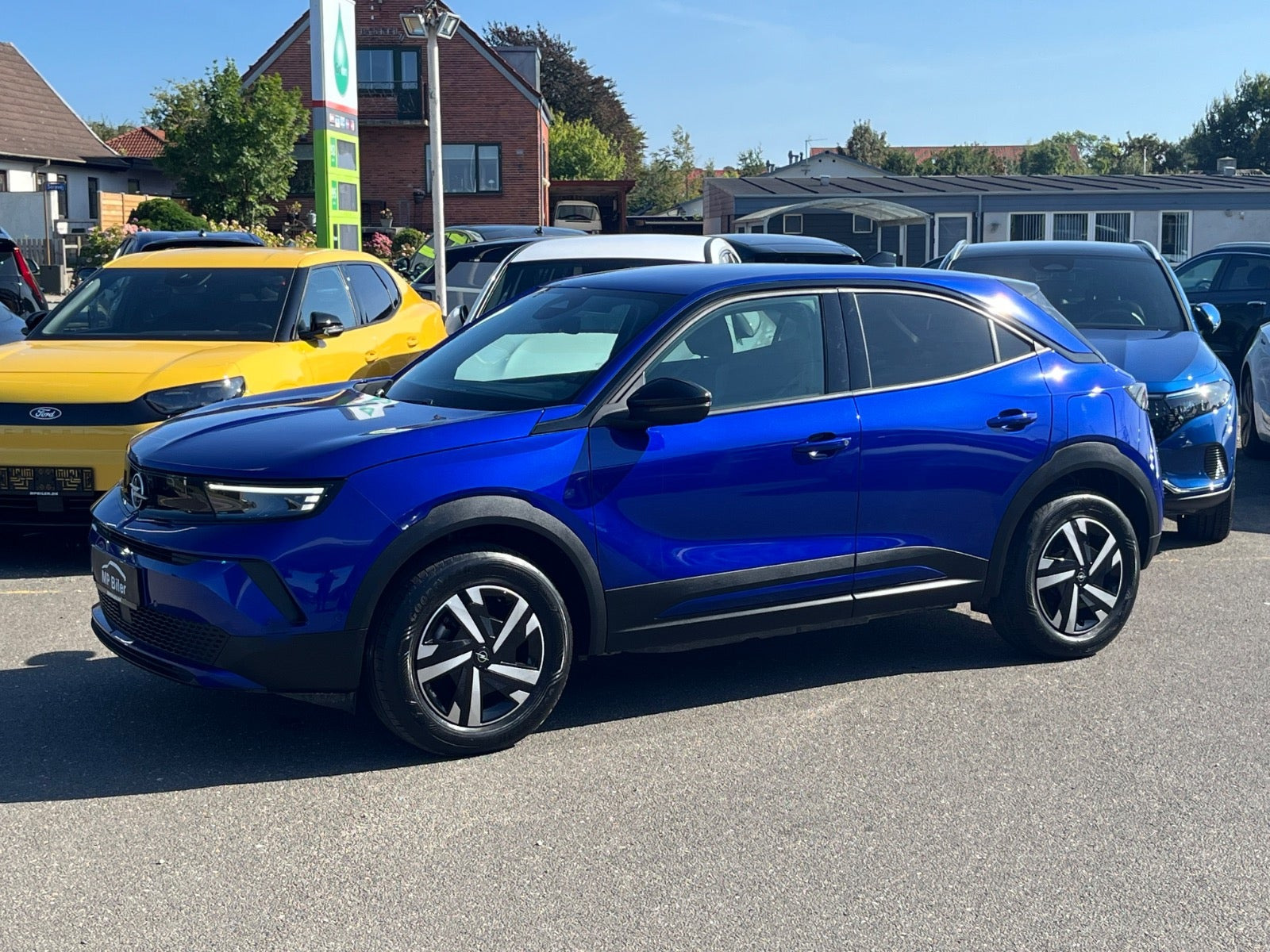 Blå Opel Mokka-e fra 2025