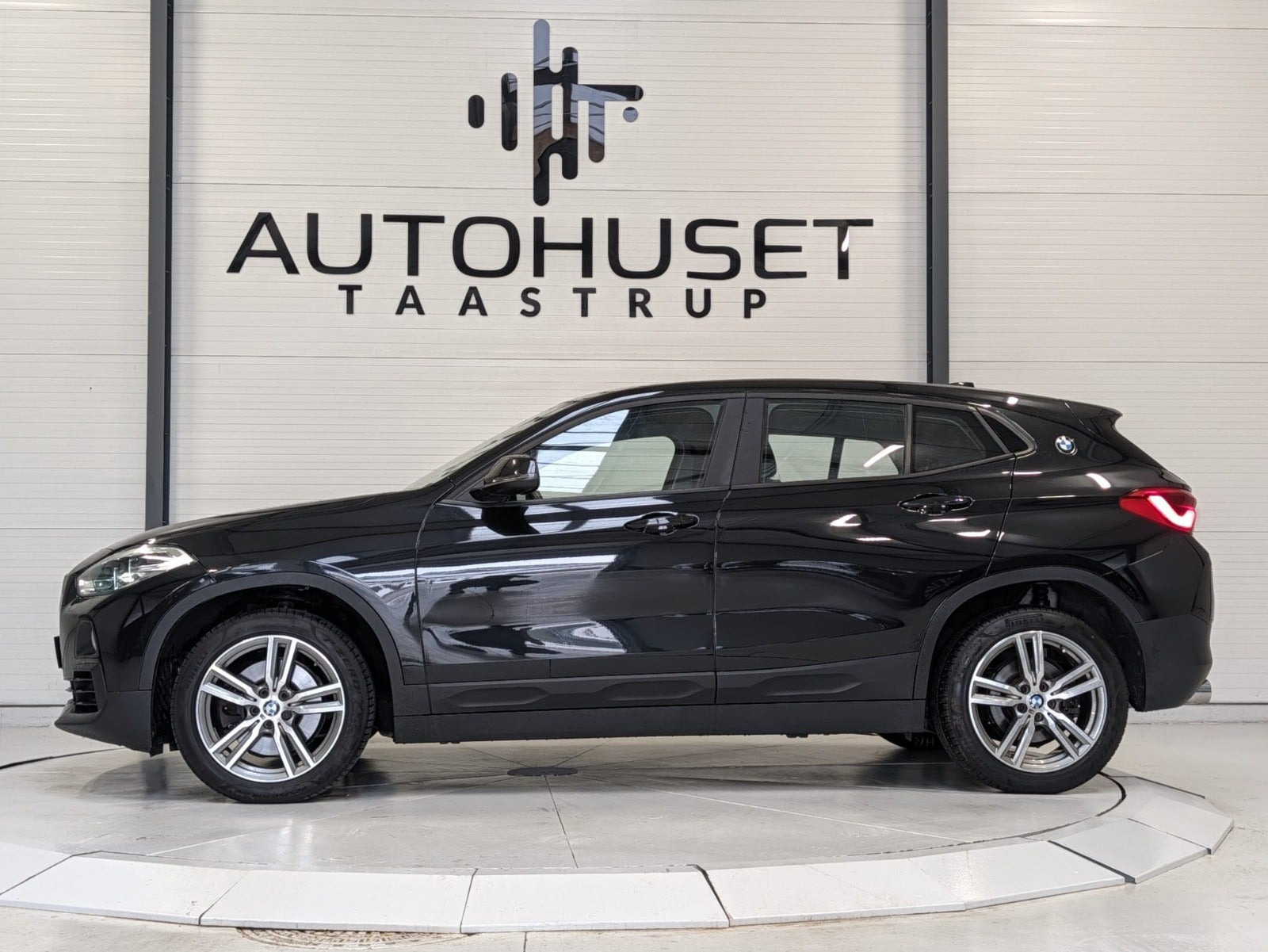 Sort BMW X2 fra 2019