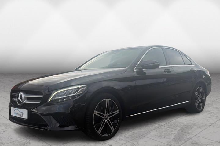Sort Mercedes C300 de fra 2020