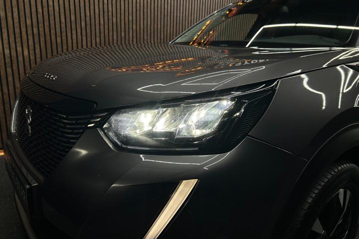 undefined Peugeot 2008 fra 2020