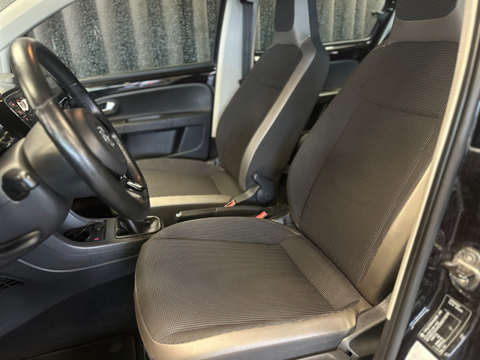 Sort VW UP! fra 2013
