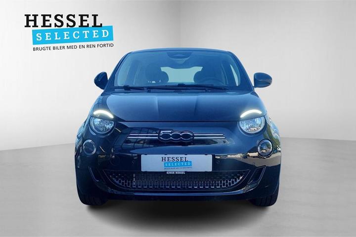 Sort Fiat 500e fra 2024