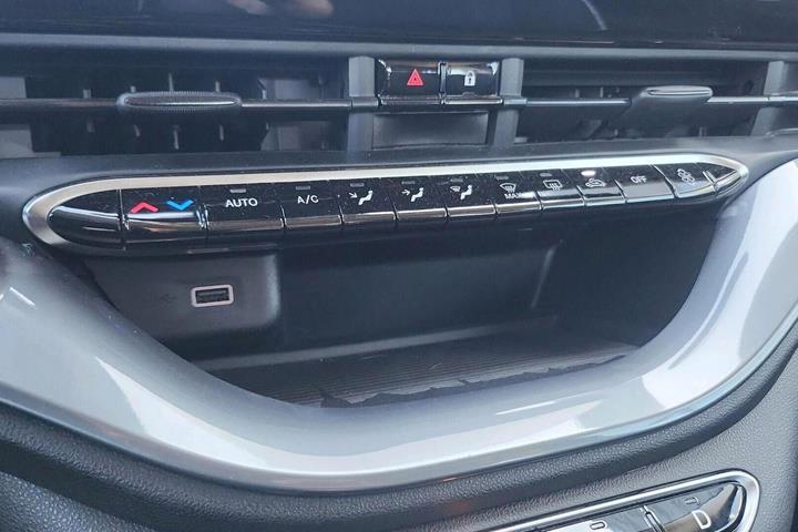 Sort Fiat 500e fra 2024