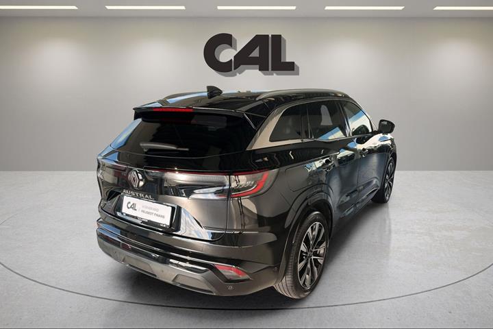 Sort Renault Austral fra 2024 set udefra