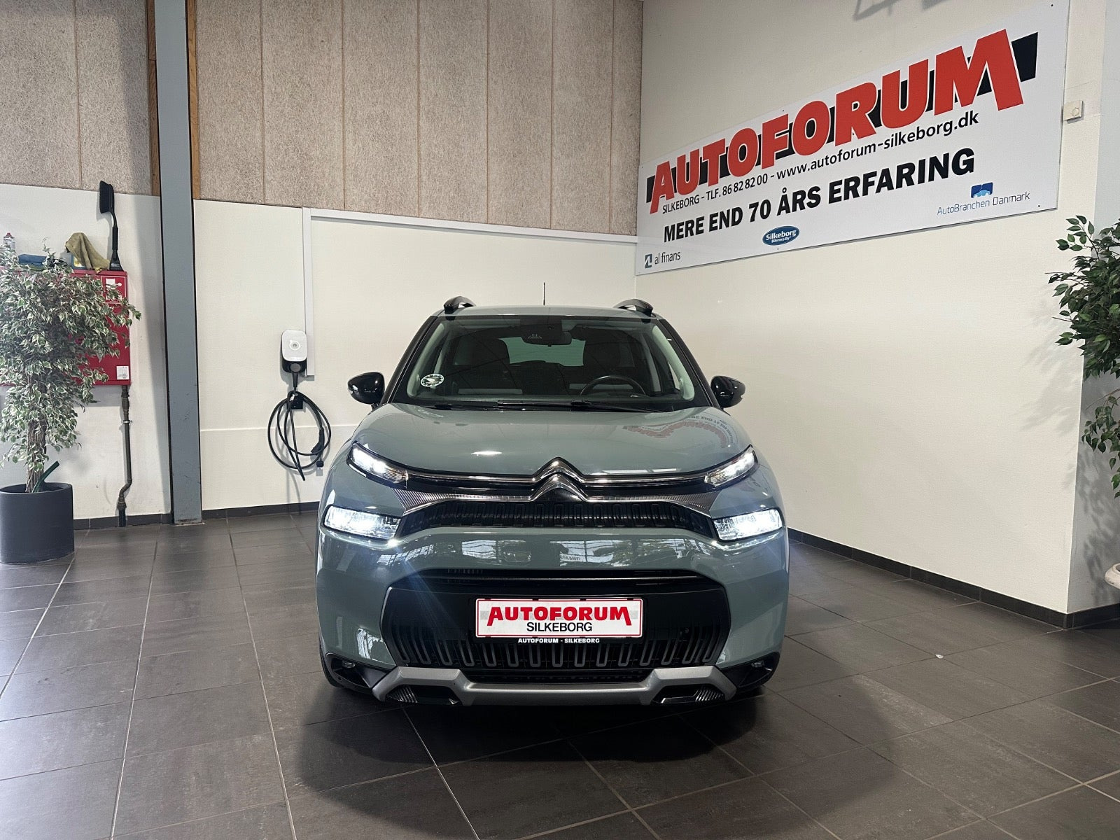 Grå Citroën C3 Aircross fra 2023
