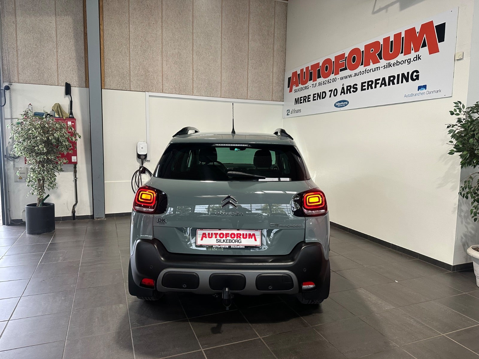 Grå Citroën C3 Aircross fra 2023