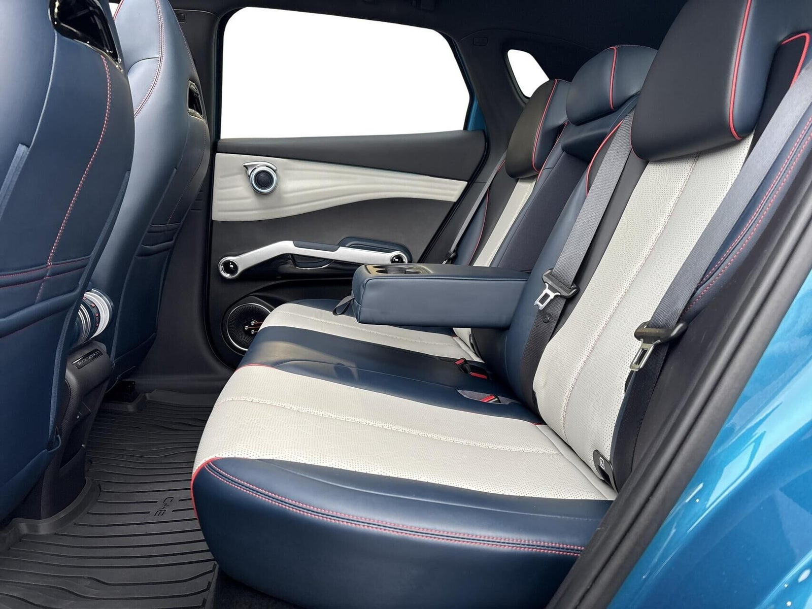 Blå BYD Atto 3 fra 2022
