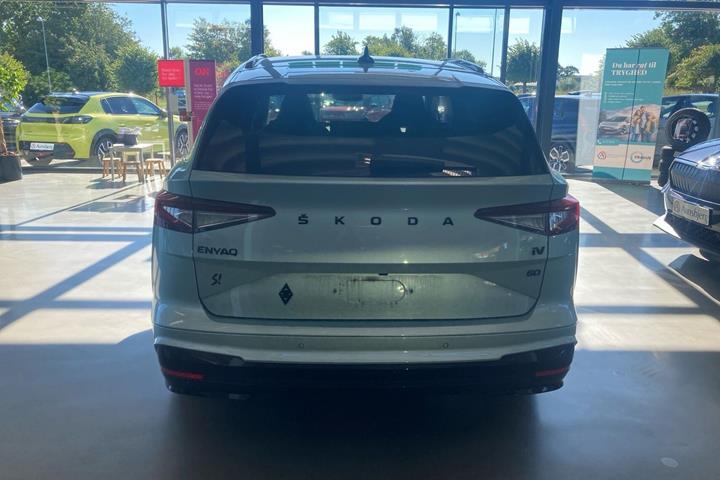 Grøn Skoda Enyaq fra 2022