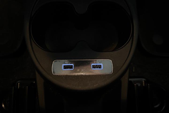 Grå Fiat 500 fra 2021