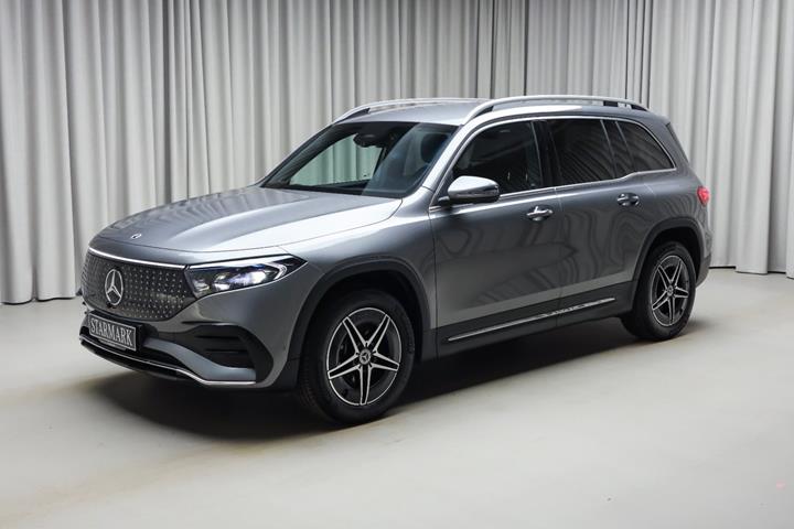 Grå Mercedes EQB250+ fra 2026