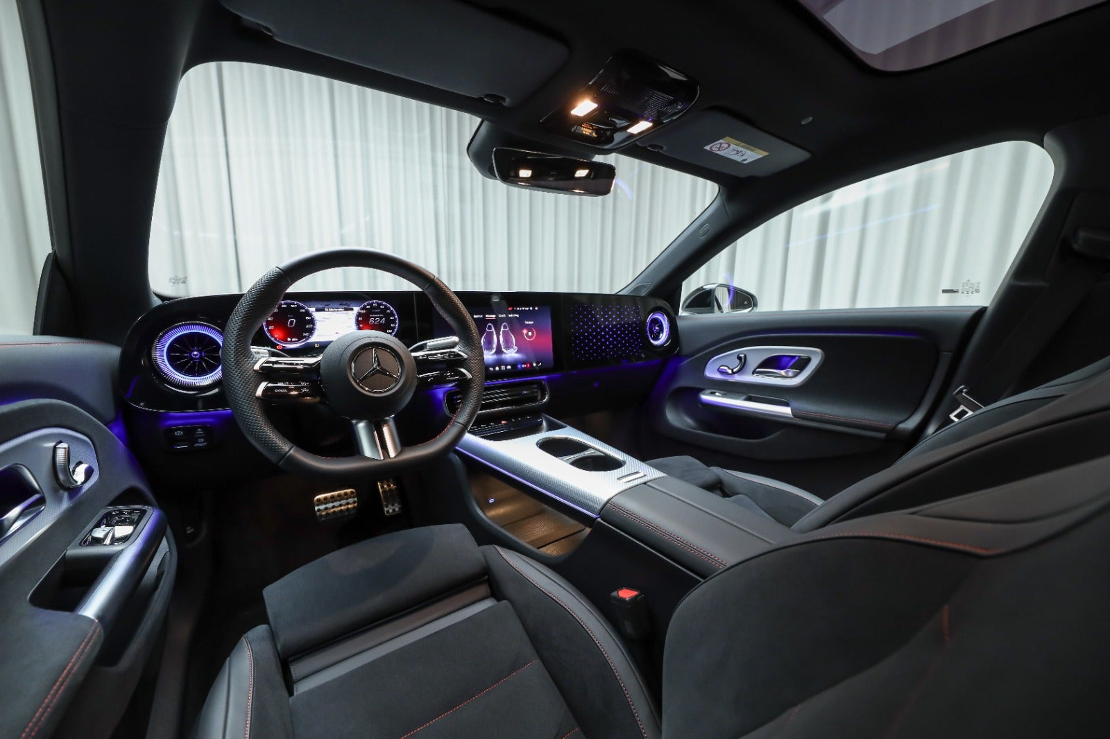Hvid Mercedes CLA250+ fra 2025