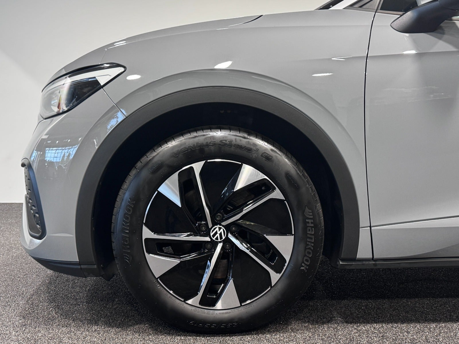 Grå VW ID.5 fra 2024