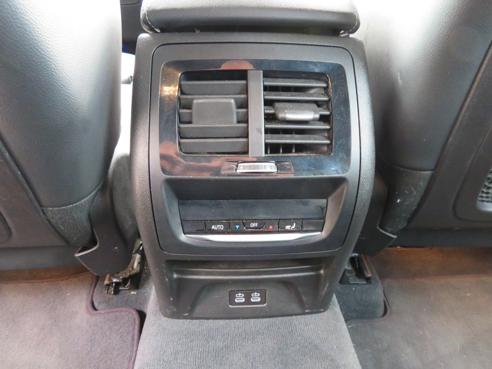 Sort BMW X4 fra 2020