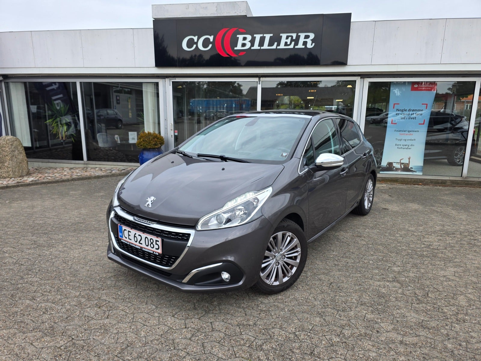 Peugeot 208 1,2 PureTech 82 Allure Sky