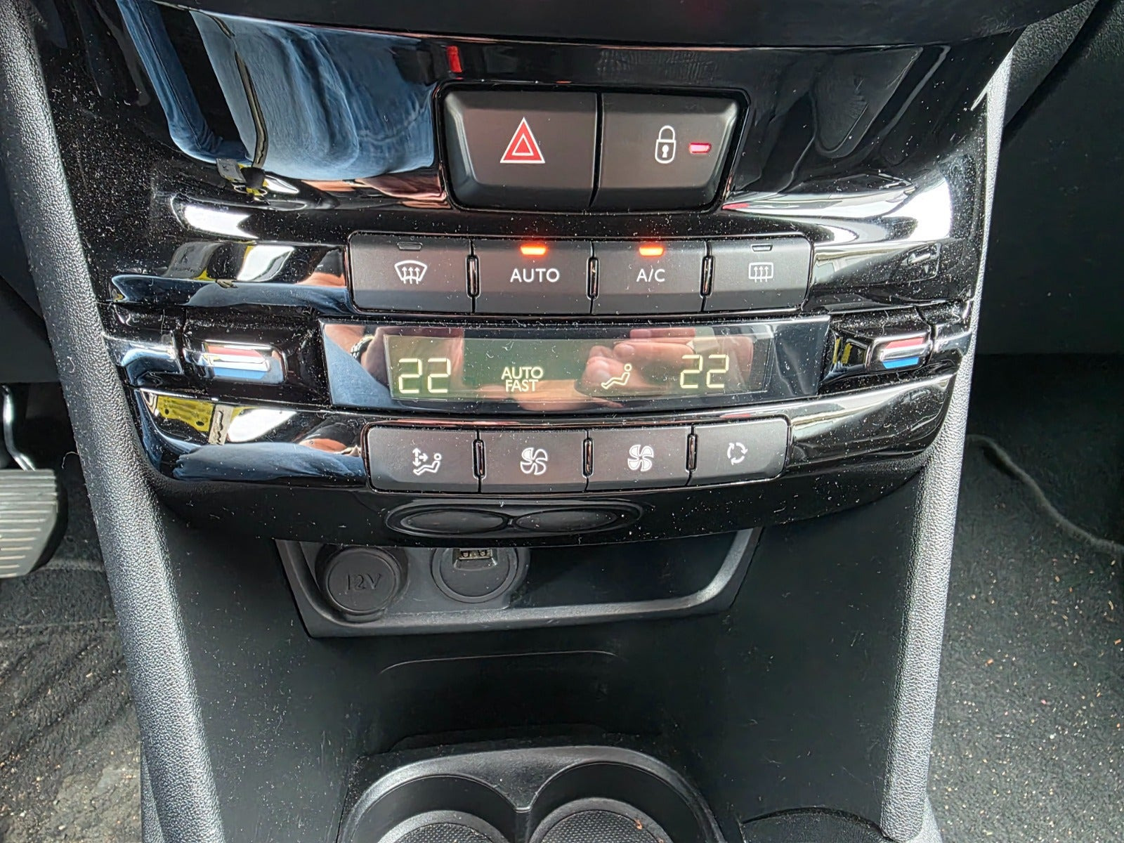 Sort Peugeot 208 fra 2019