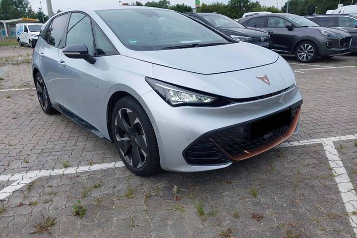 Gul Cupra Born fra 2023