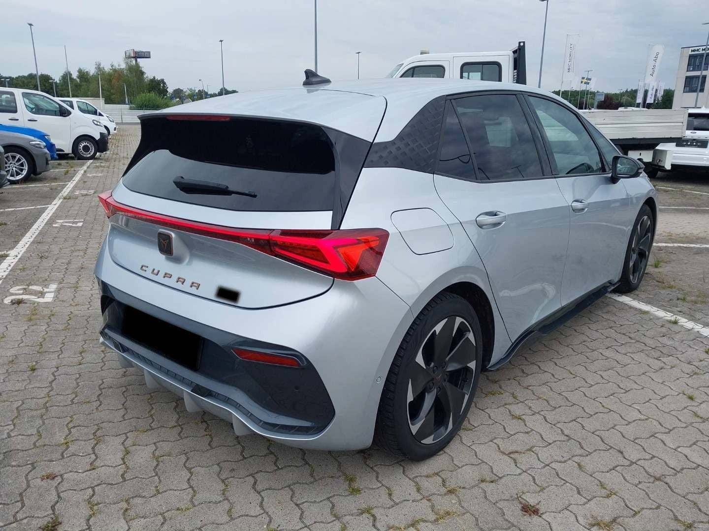 Gul Cupra Born fra 2023