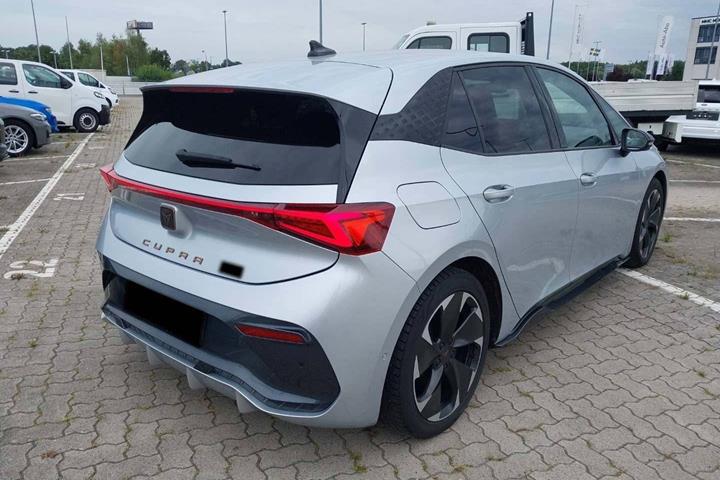 Gul Cupra Born fra 2023