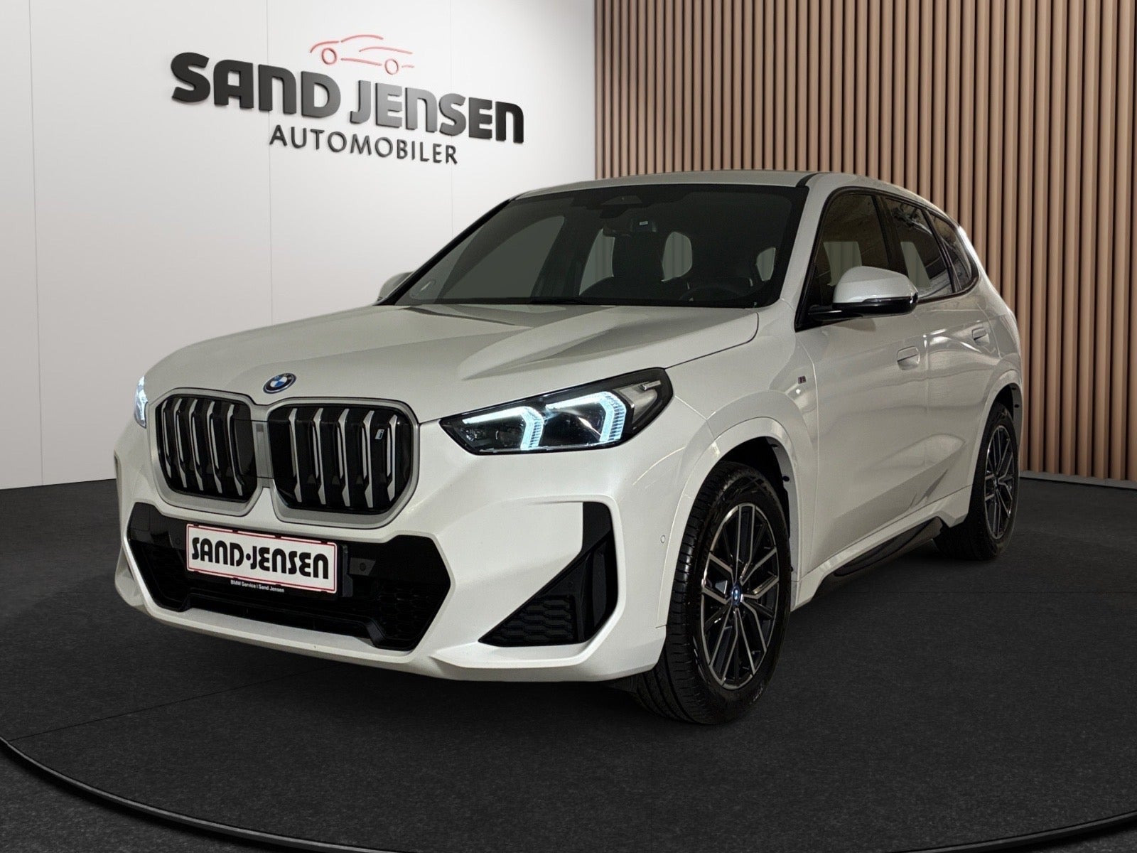 BMW iX1 xDrive30 M-Sport Premium Van