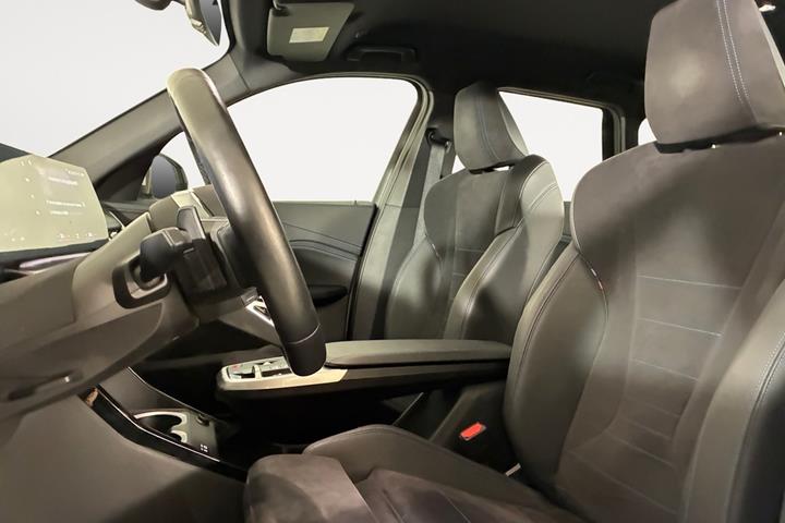 Hvid BMW iX1 fra 2023
