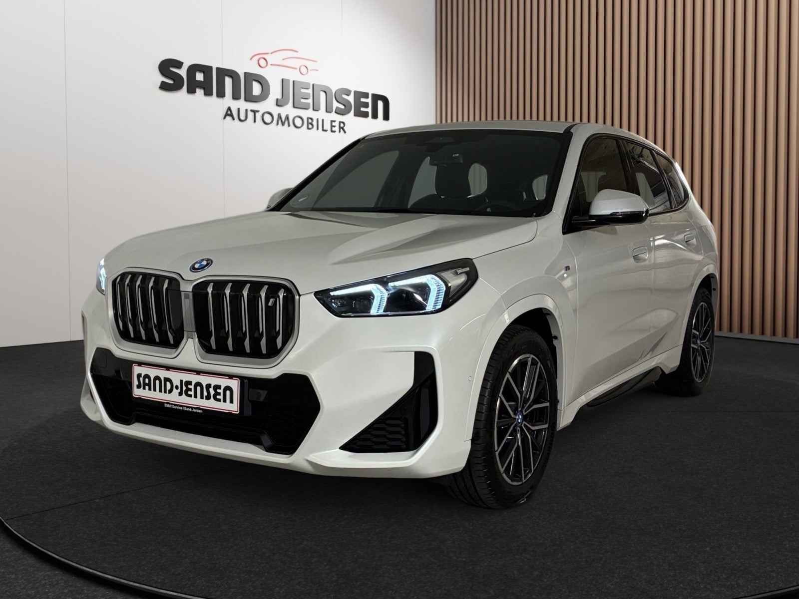 BMW iX1 xDrive30 M-Sport Premium
