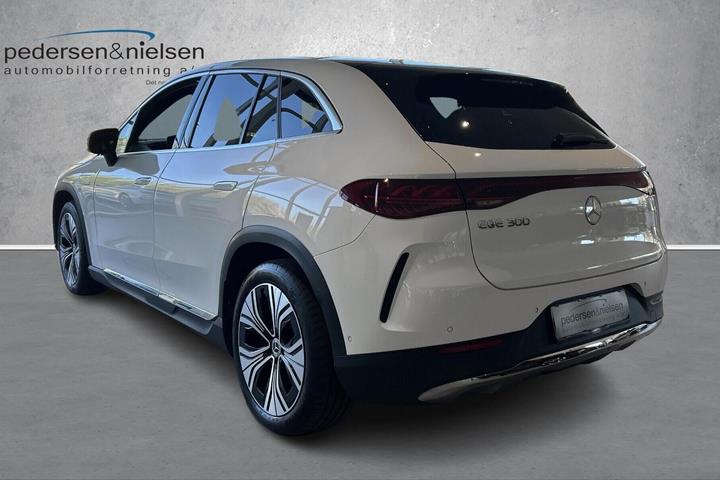 undefined Mercedes EQE300 fra 2024