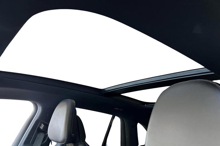 undefined Mercedes EQE300 fra 2024