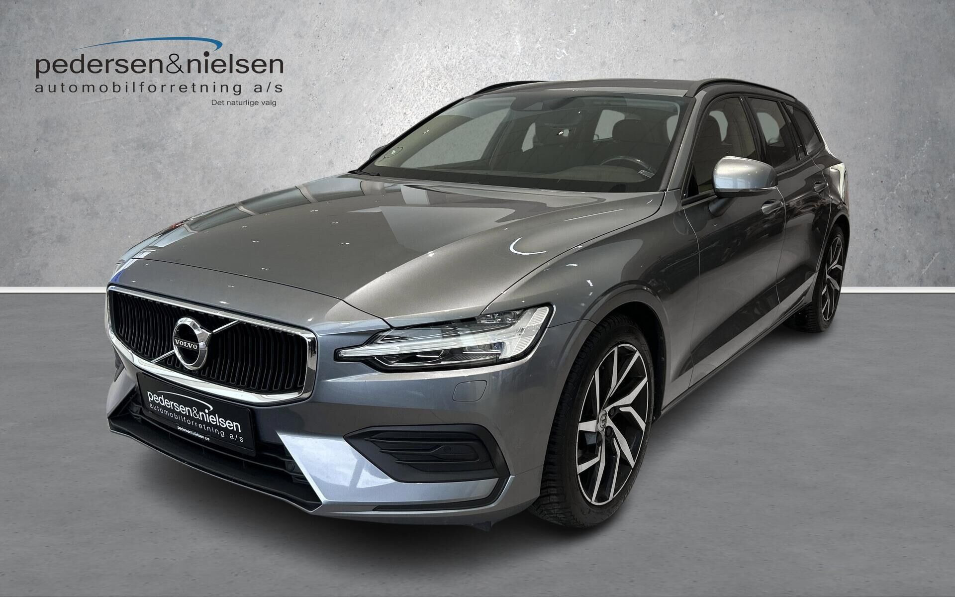 Volvo V60 2,0 T5 Momentum 250HK Stc 8g Aut.