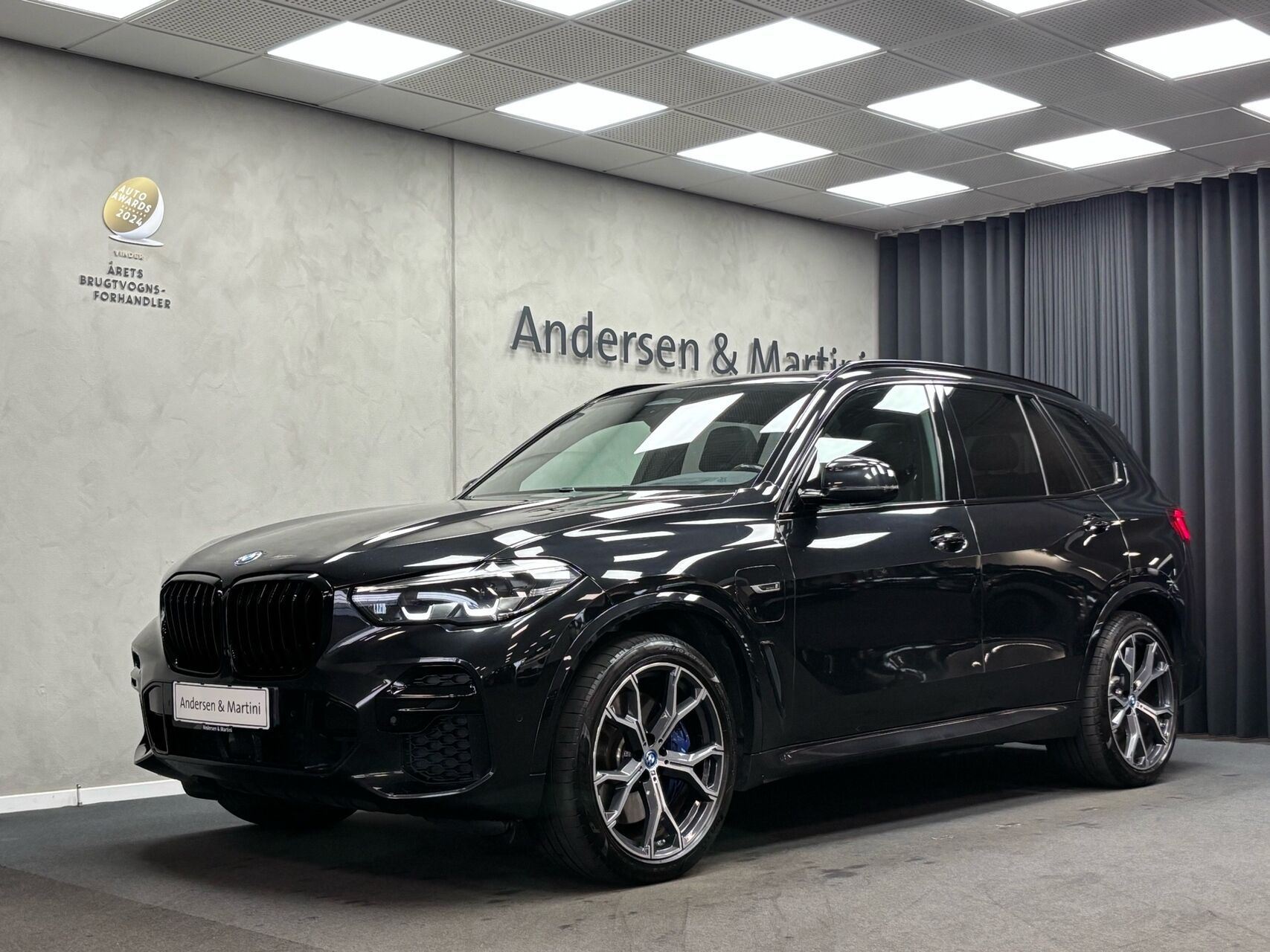 Sort BMW X5 fra 2021