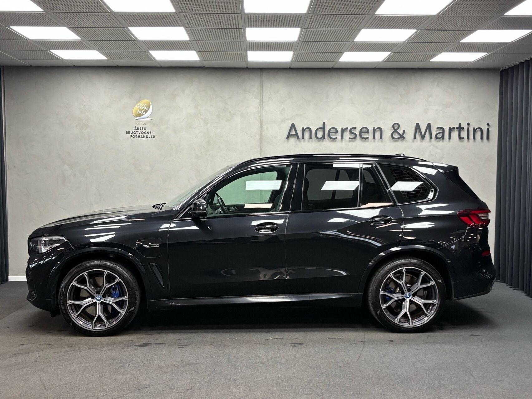 Sort BMW X5 fra 2021