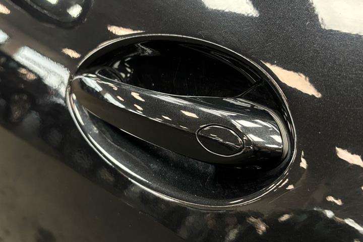 Sort BMW X5 fra 2021