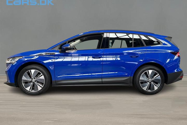 Blå Skoda Enyaq fra 2024