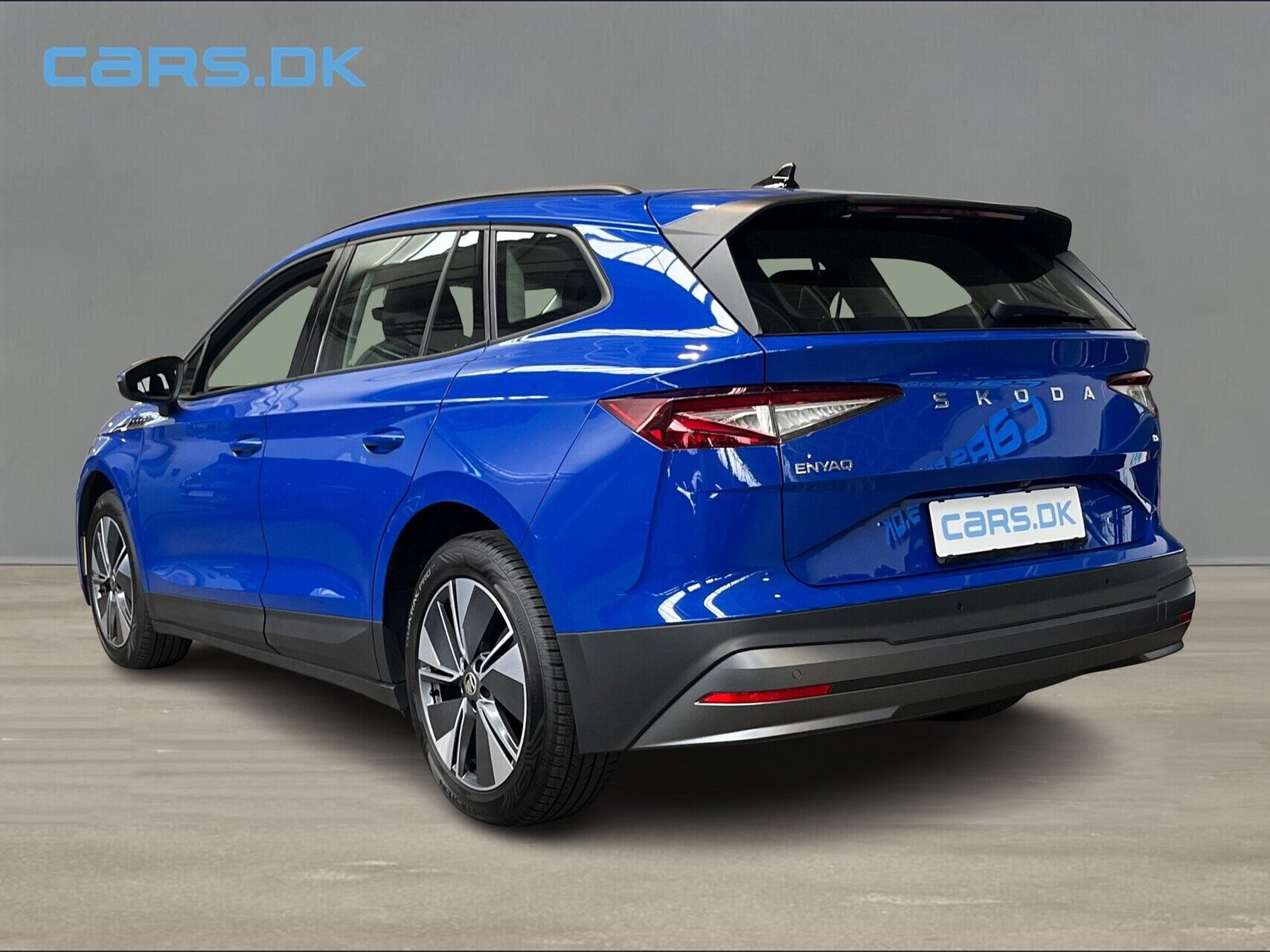 Blå Skoda Enyaq fra 2024