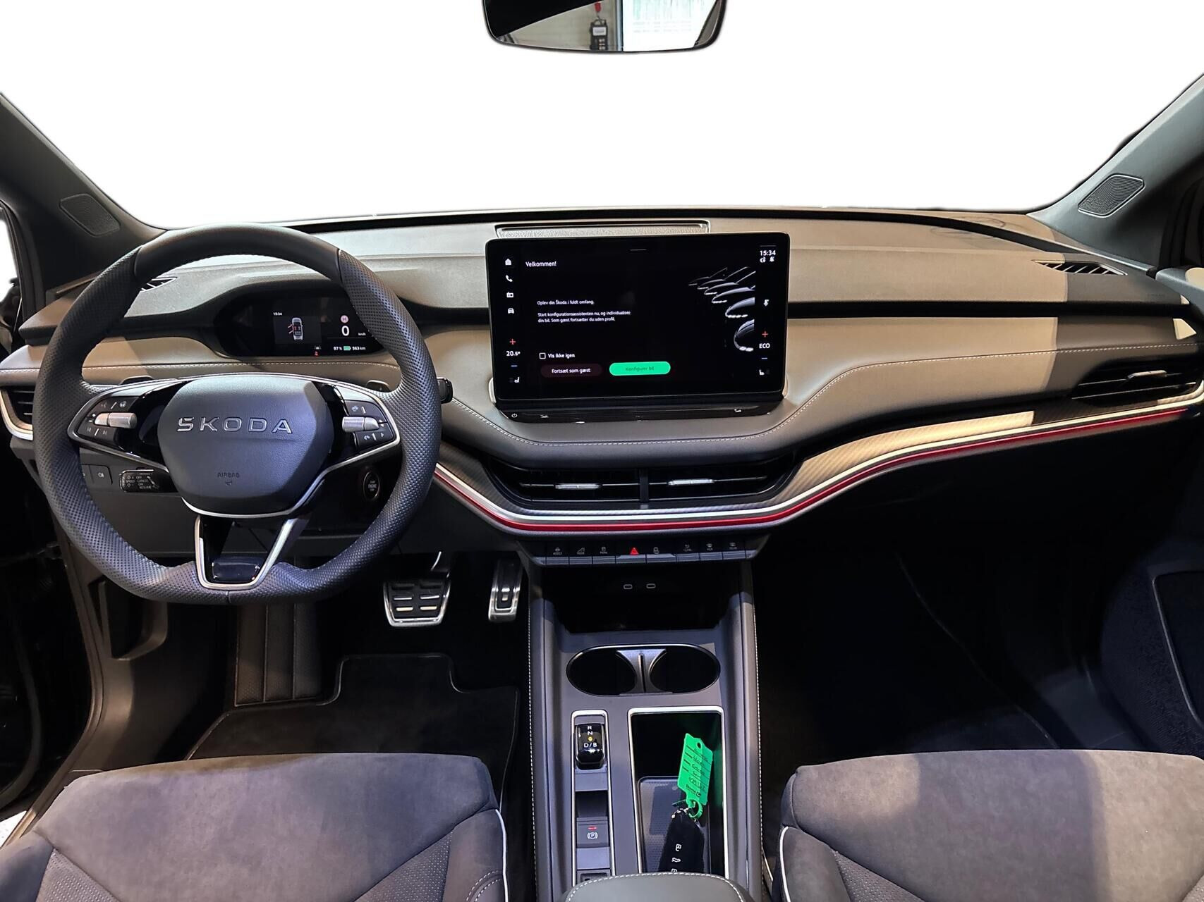 Sort Skoda Enyaq fra 2026