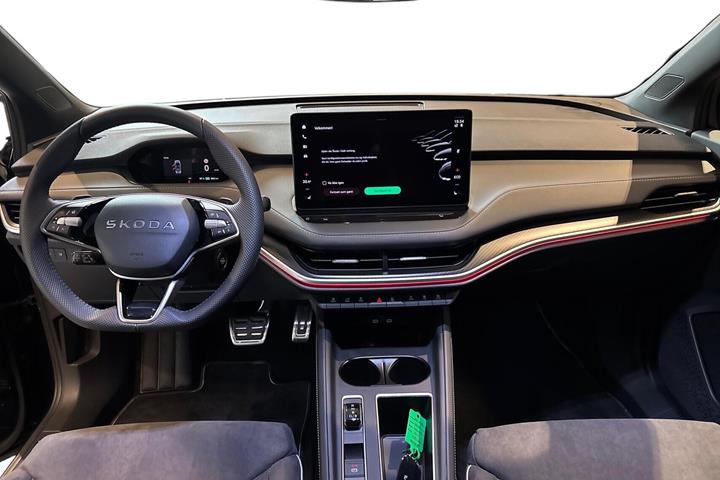 Sort Skoda Enyaq fra 2026