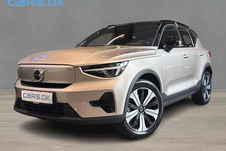 undefined Volvo XC40 fra 2023 set udefra
