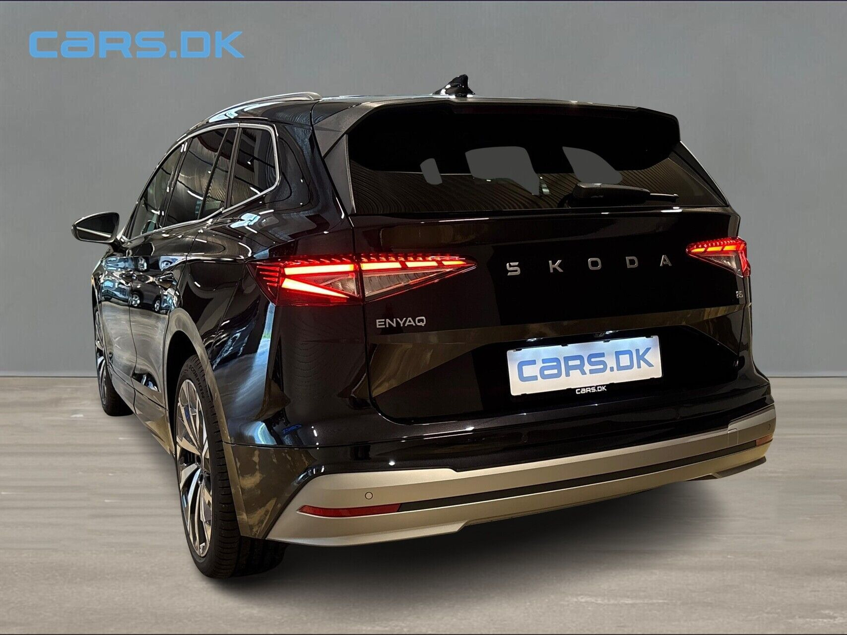 Sort Skoda Enyaq fra 2026