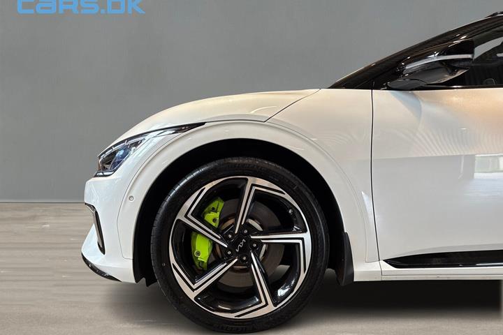 Hvid Kia EV6 fra 2024