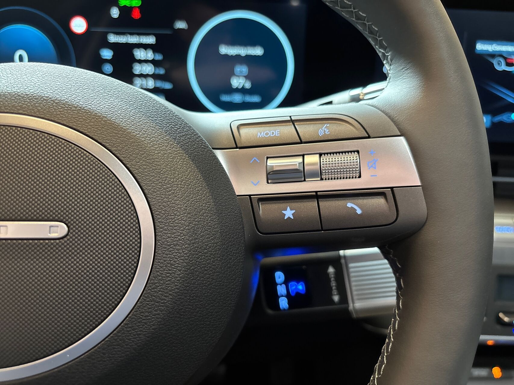 Grå Hyundai Kona fra 2026